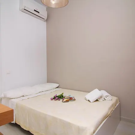 Apartment Iperion G2-2 *